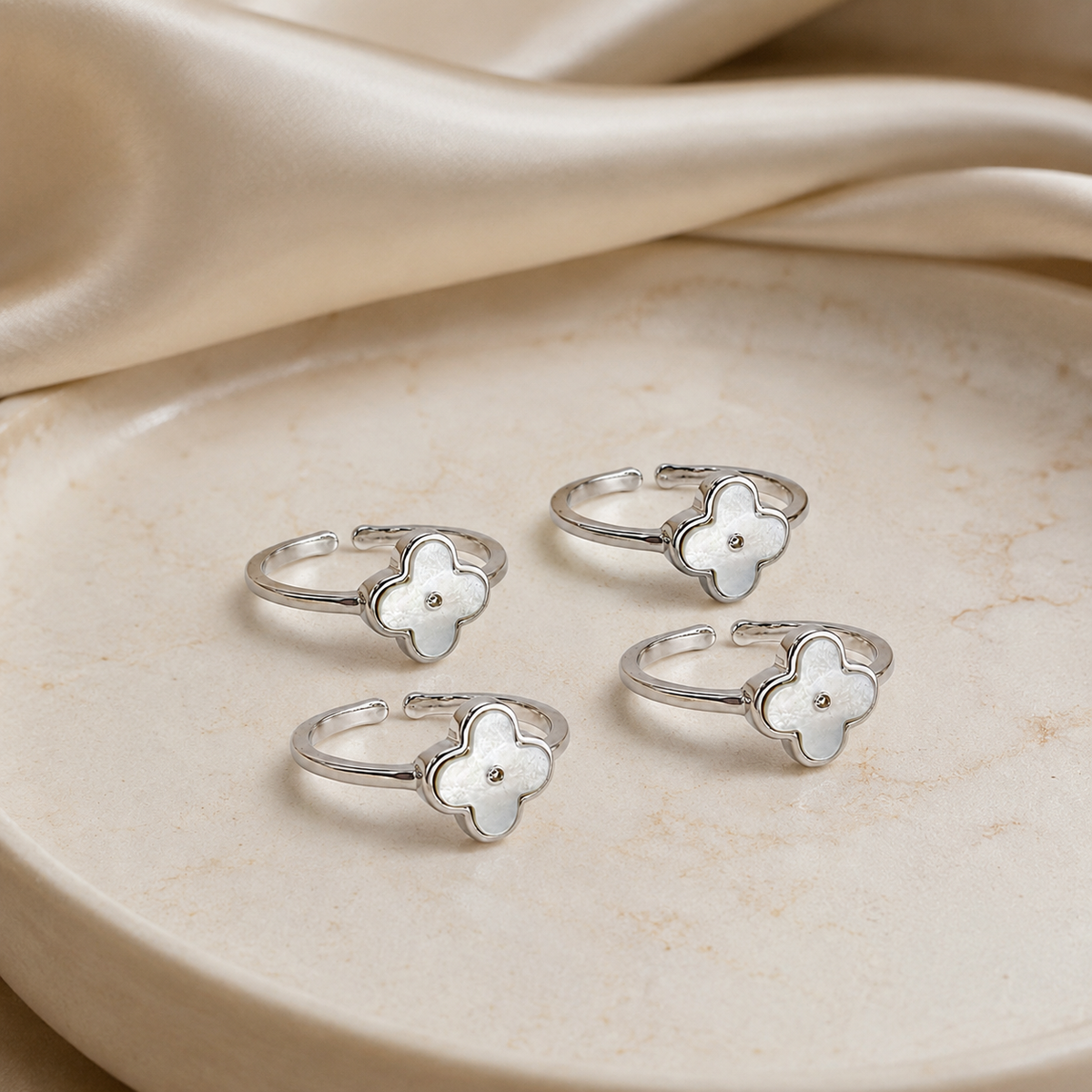Silver Clover Toe Ring Pair